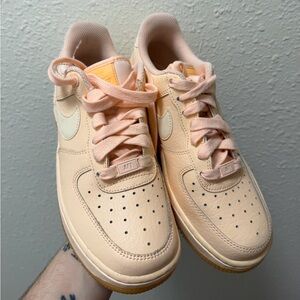 Nike Peach Cream Low-Top Sneakers